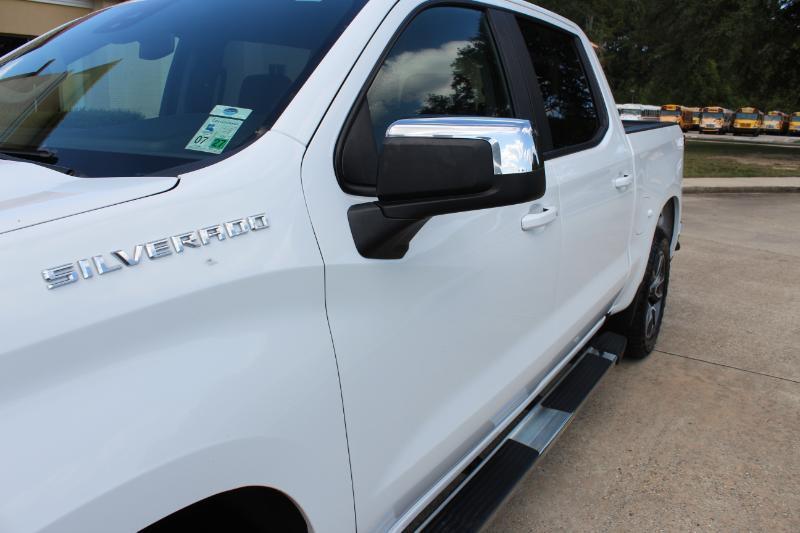 Chevrolet Silverado 1500 LT Crew Cab 2WD 2022