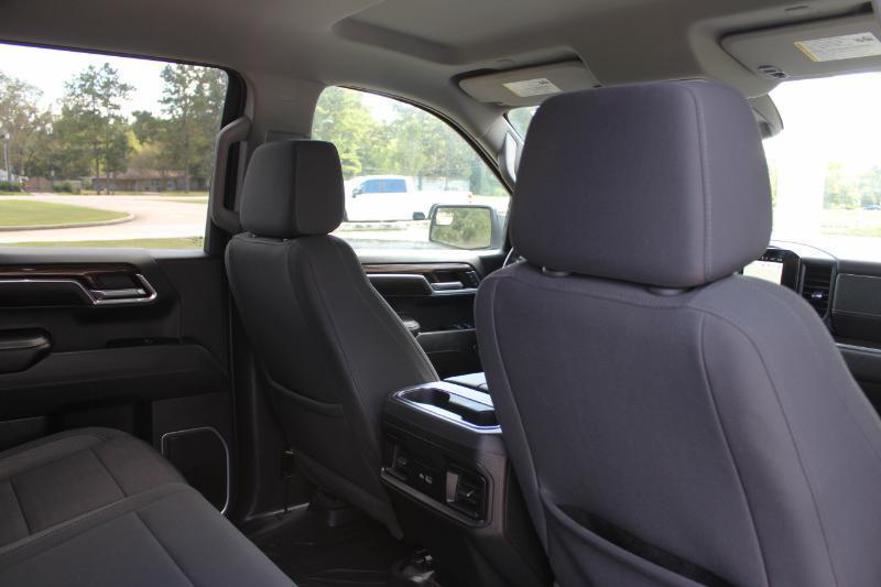 Chevrolet Silverado 1500 LT Crew Cab 2WD 2022