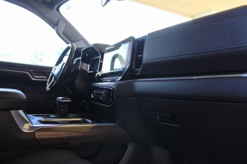 Chevrolet Silverado 1500 LT Crew Cab 2WD 2022