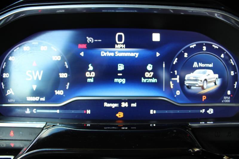 Chevrolet Silverado 1500 LT Crew Cab 2WD 2022