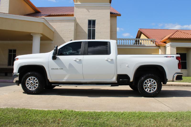Chevrolet Silverado 2500HD LT Crew Cab Short Box 4WD 2022