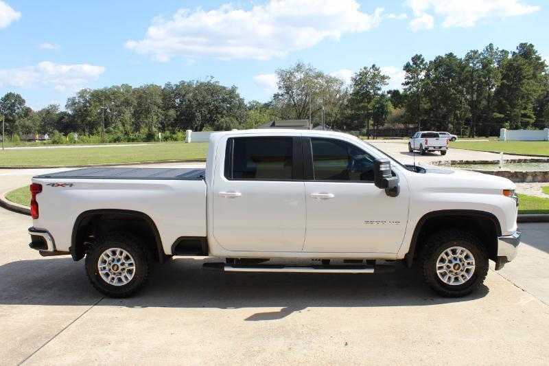 Chevrolet Silverado 2500HD LT Crew Cab Short Box 4WD 2022