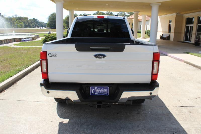 Ford F-250 SD Lariat Crew Cab 4WD 2021