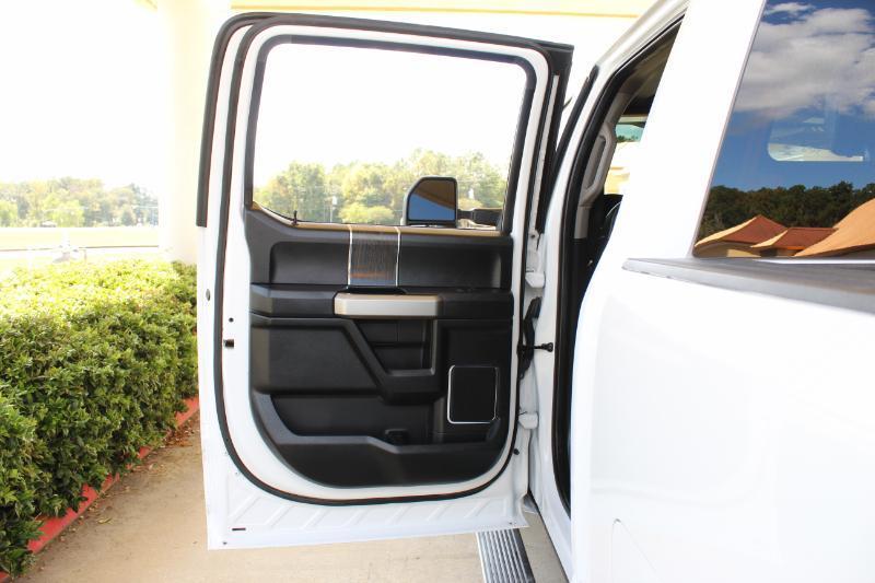 Ford F-250 SD Lariat Crew Cab 4WD 2021