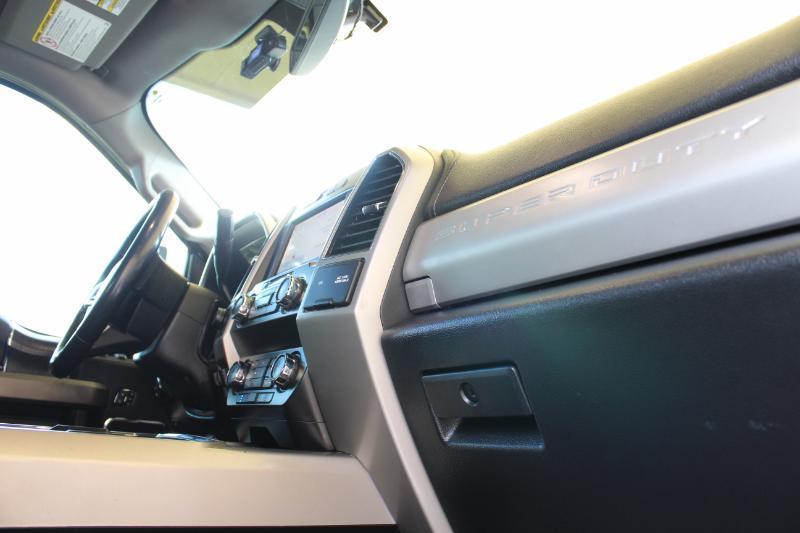Ford F-250 SD Lariat Crew Cab 4WD 2021
