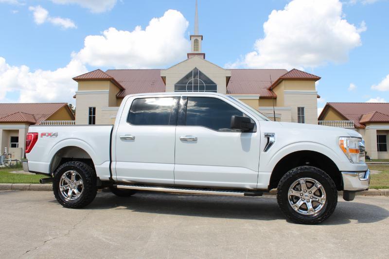 Ford F-150 XLT SuperCrew 5.5-ft. Bed 4WD 2022