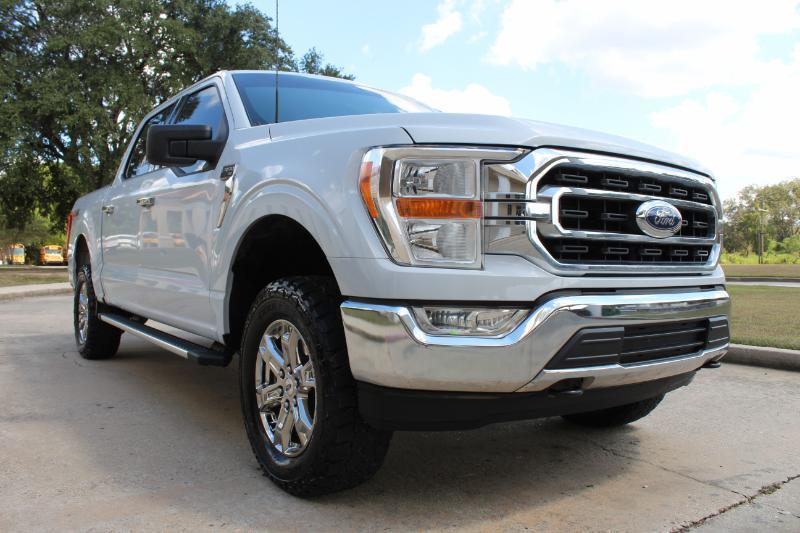 Ford F-150 XLT SuperCrew 5.5-ft. Bed 4WD 2022
