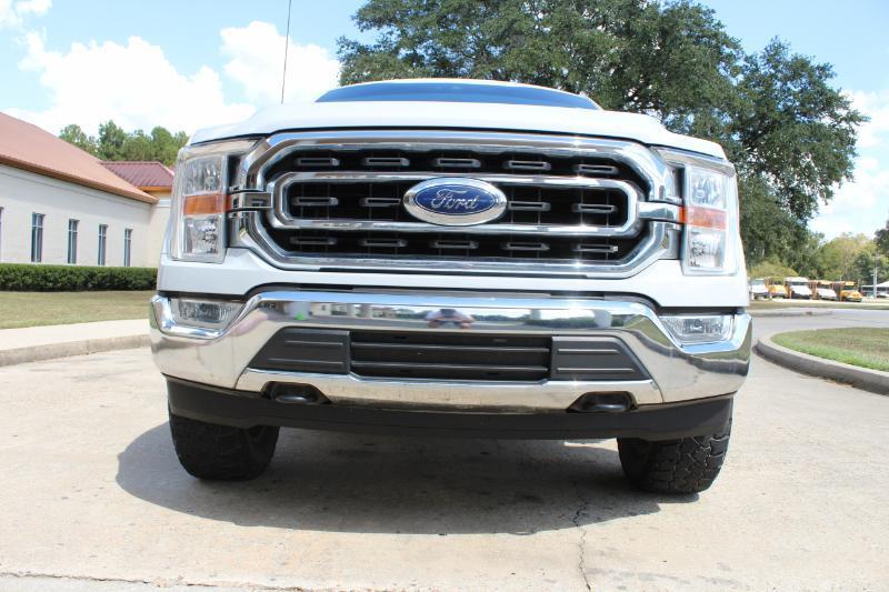 Ford F-150 XLT SuperCrew 5.5-ft. Bed 4WD 2022