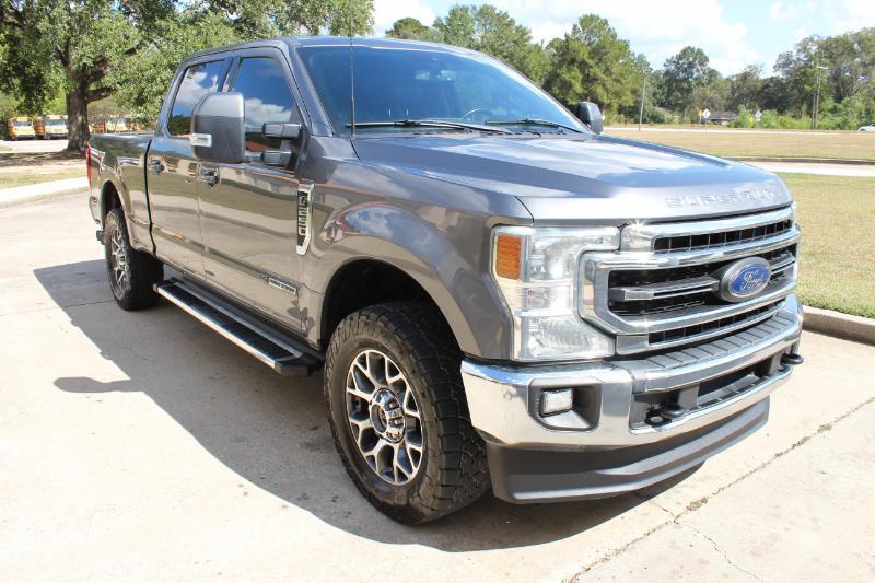 Ford F-250 SD Lariat Crew Cab 4WD 2022