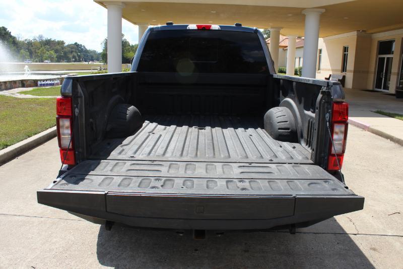 Ford F-250 SD Lariat Crew Cab 4WD 2022