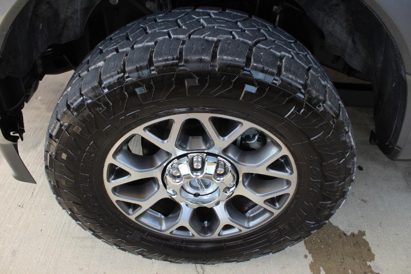Ford F-250 SD Lariat Crew Cab 4WD 2022