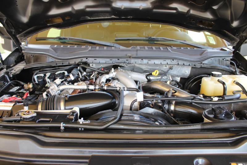 Ford F-250 SD Lariat Crew Cab 4WD 2022