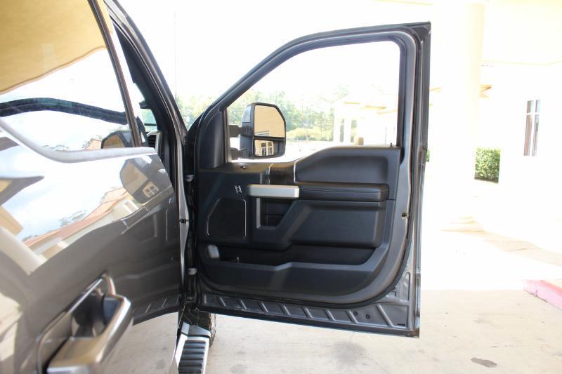 Ford F-250 SD Lariat Crew Cab 4WD 2022