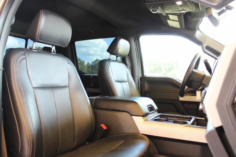Ford F-250 SD Lariat Crew Cab 4WD 2022
