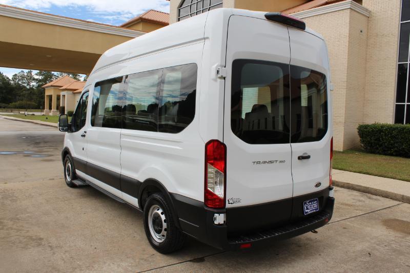 Ford Transit 350 Wagon High Roof XL w/Sliding Pass. 148-in. WB 2021
