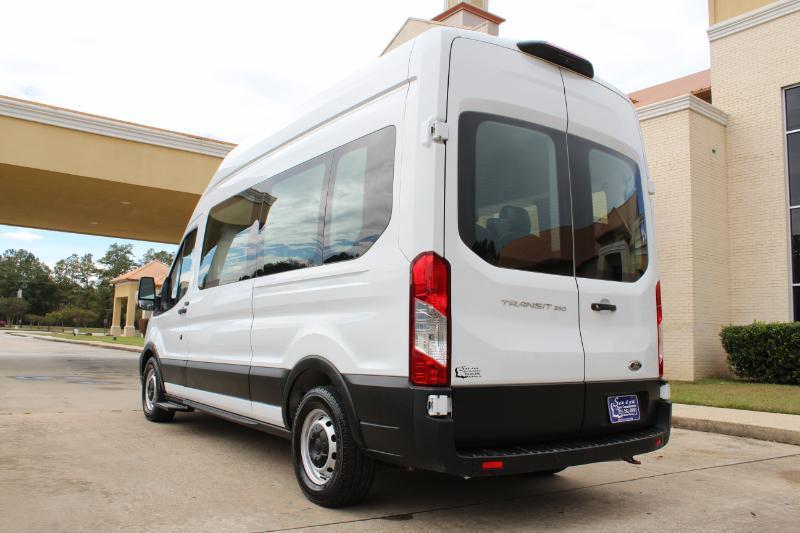 Ford Transit 350 Wagon High Roof XL w/Sliding Pass. 148-in. WB 2021