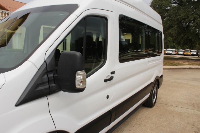 Ford Transit 350 Wagon High Roof XL w/Sliding Pass. 148-in. WB 2021