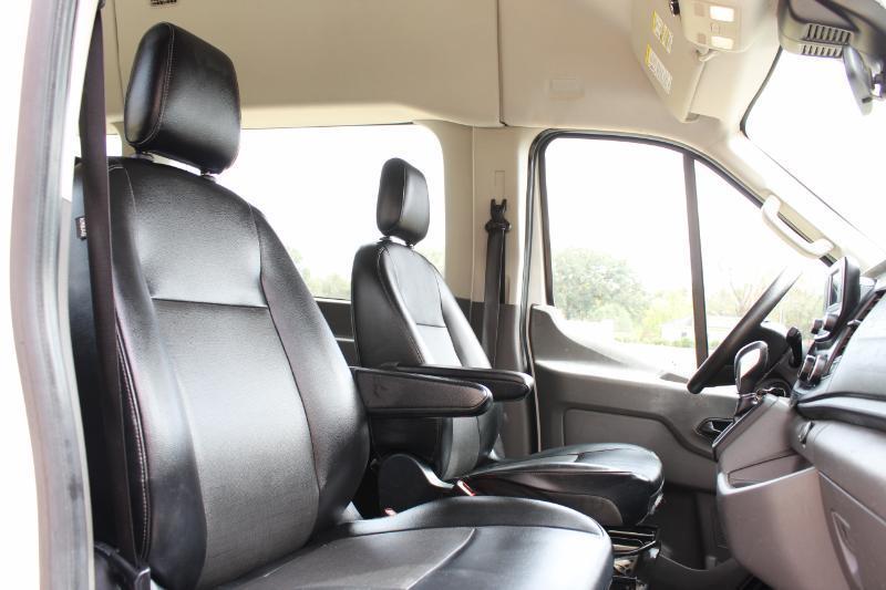 Ford Transit 350 Wagon High Roof XL w/Sliding Pass. 148-in. WB 2021