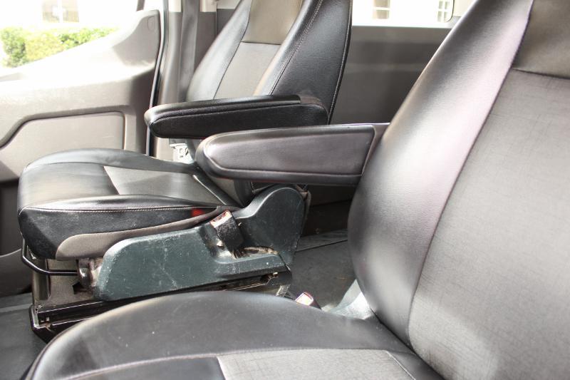 Ford Transit 350 Wagon High Roof XL w/Sliding Pass. 148-in. WB 2021