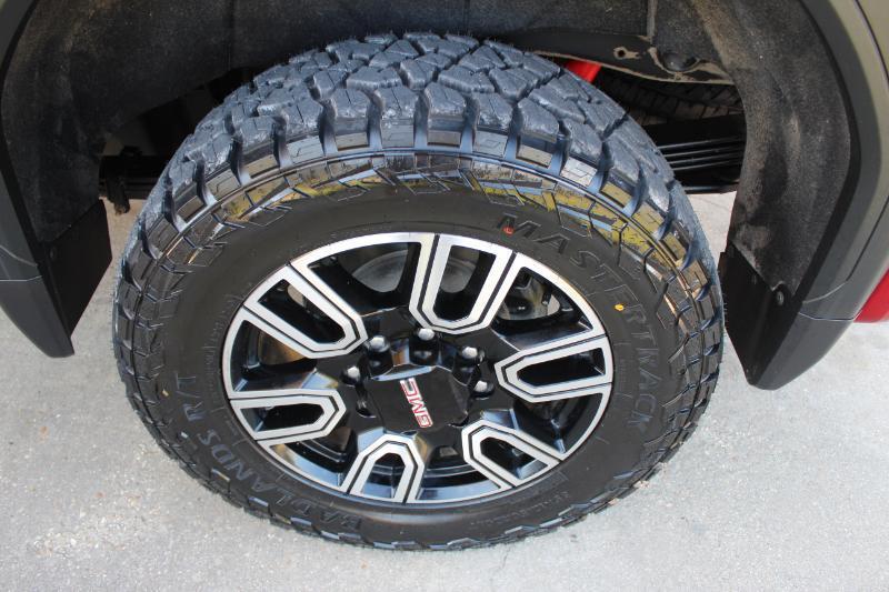 GMC Sierra 2500HD AT4 Crew Cab 4WD 2021