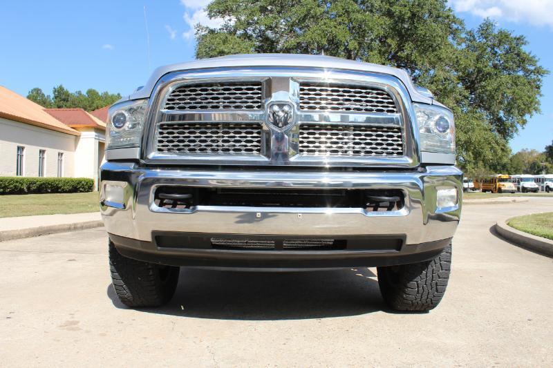 RAM 2500 Laramie Crew Cab SWB 4WD 2015