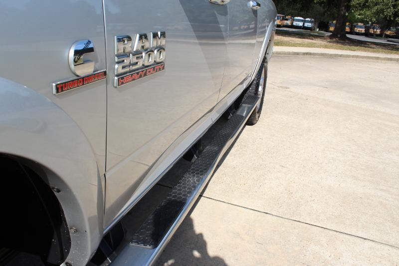 RAM 2500 Laramie Crew Cab SWB 4WD 2015
