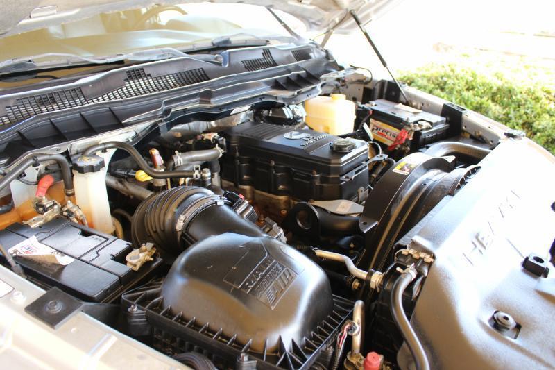 RAM 2500 Laramie Crew Cab SWB 4WD 2015