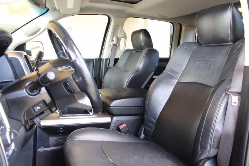 RAM 2500 Laramie Crew Cab SWB 4WD 2015