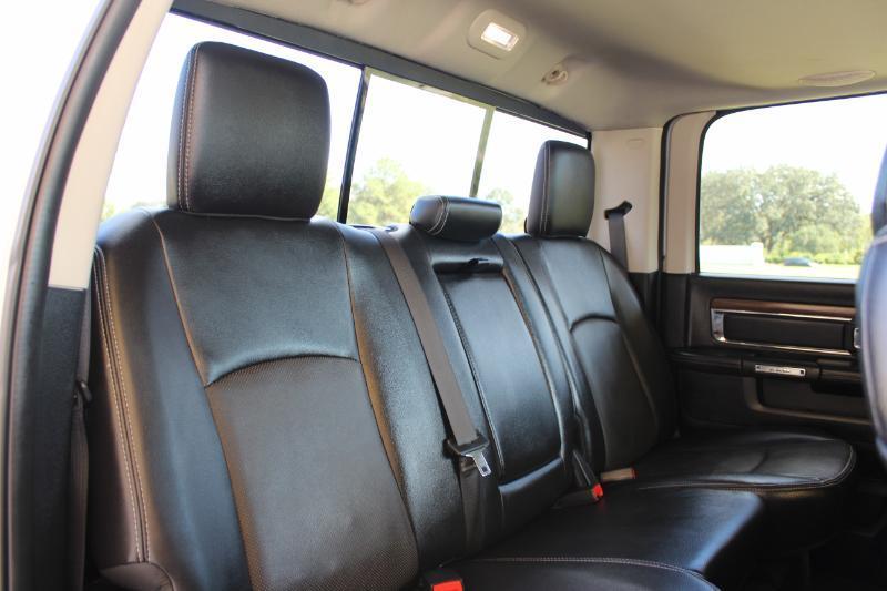 RAM 2500 Laramie Crew Cab SWB 4WD 2015