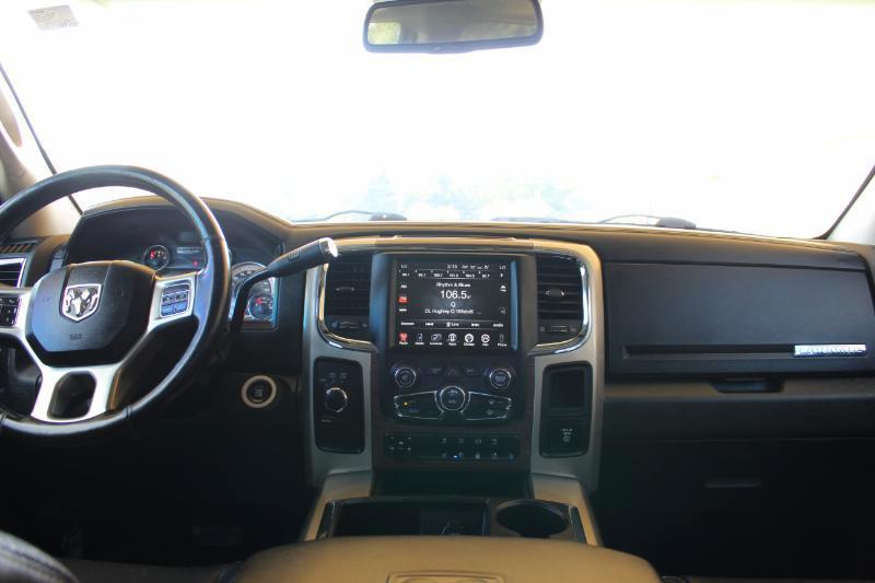 RAM 2500 Laramie Crew Cab SWB 4WD 2015