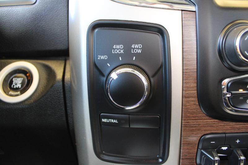 RAM 2500 Laramie Crew Cab SWB 4WD 2015