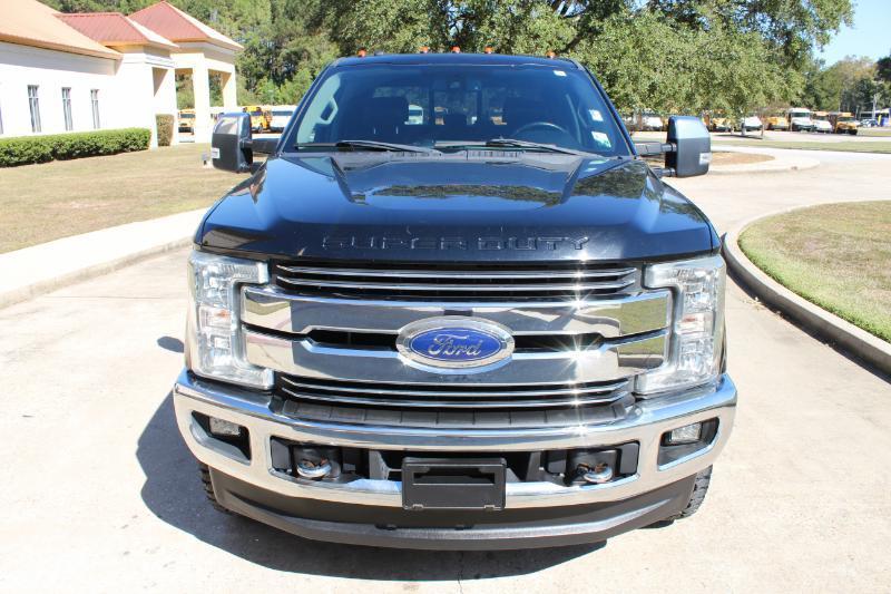 Ford F-250 SD Lariat Crew Cab 4WD 2018