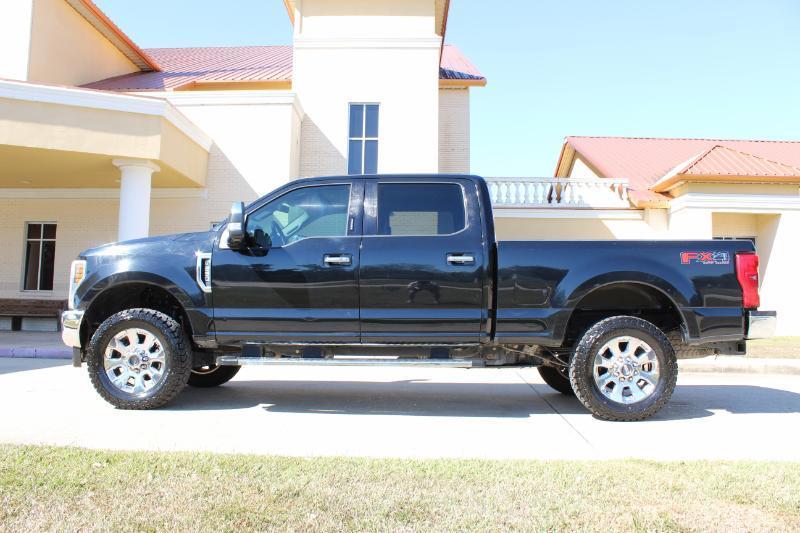 Ford F-250 SD Lariat Crew Cab 4WD 2018