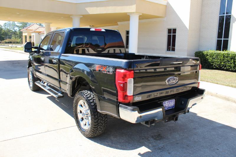 Ford F-250 SD Lariat Crew Cab 4WD 2018