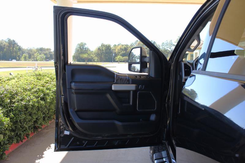 Ford F-250 SD Lariat Crew Cab 4WD 2018