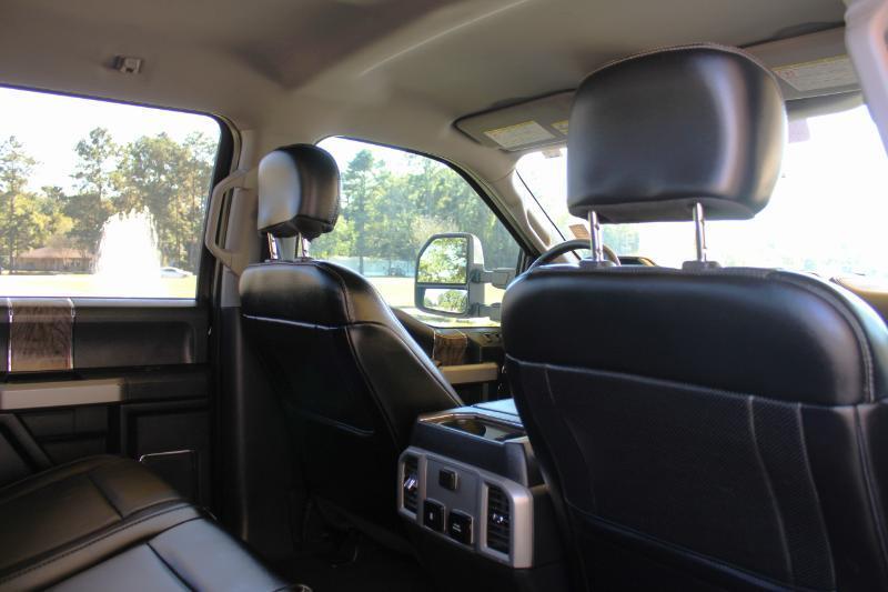 Ford F-250 SD Lariat Crew Cab 4WD 2018