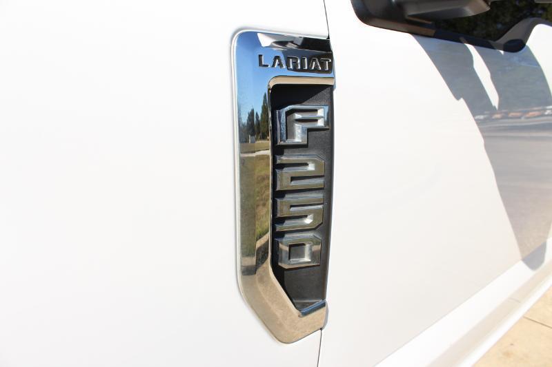 Ford F-250 SD Lariat Crew Cab 4WD 2017