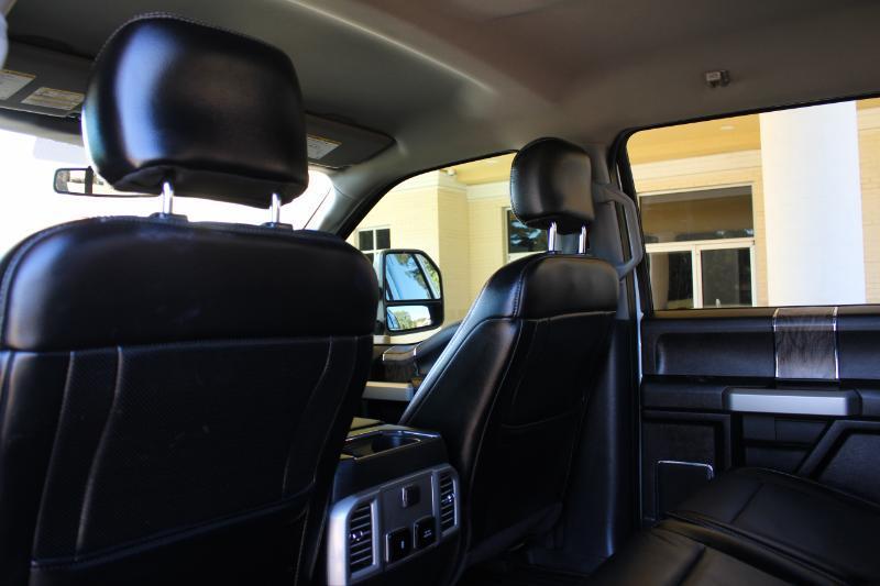 Ford F-250 SD Lariat Crew Cab 4WD 2017