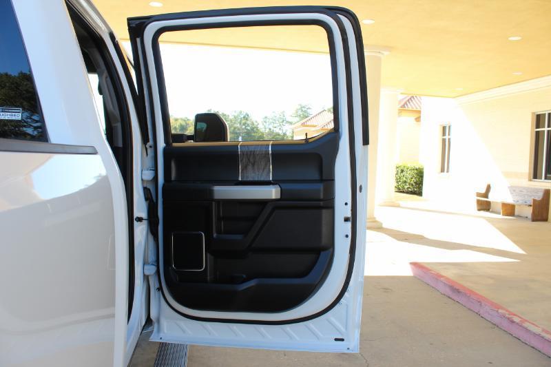 Ford F-250 SD Lariat Crew Cab 4WD 2017