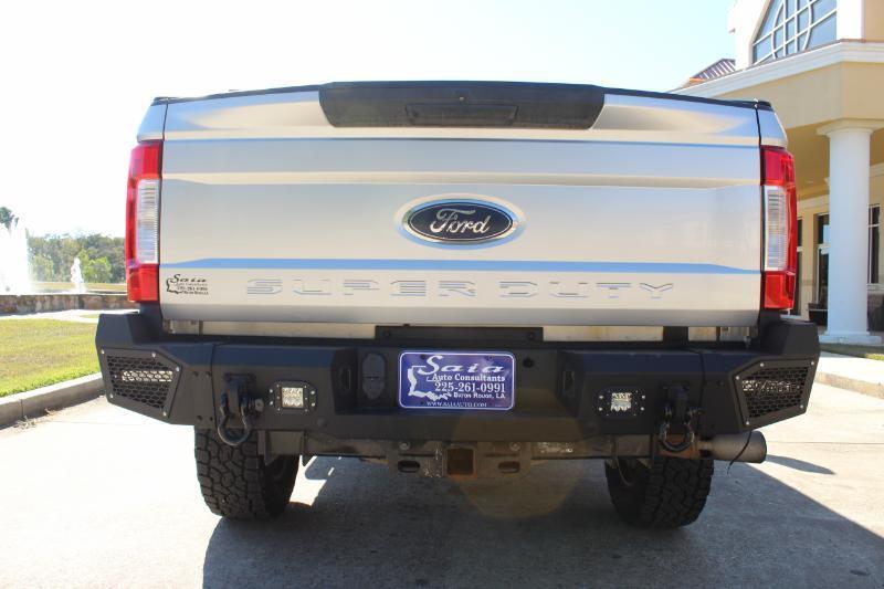 Ford F-250 SD XLT Crew Cab 4WD 2019