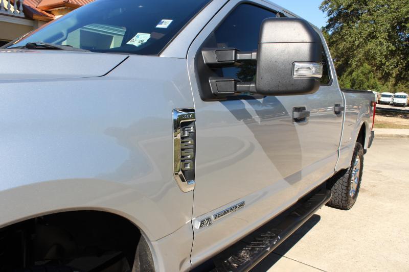 Ford F-250 SD XLT Crew Cab 4WD 2019