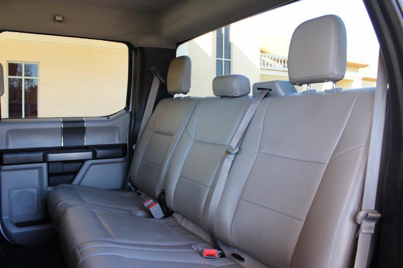 Ford F-250 SD XLT Crew Cab 4WD 2019