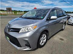 2018 Toyota Sienna 