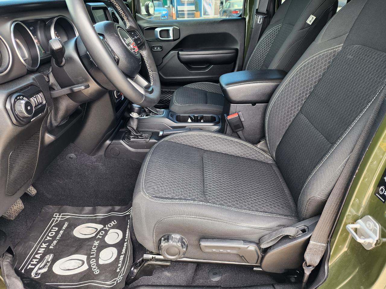 Jeep Wrangler Unlimited Sport 2021