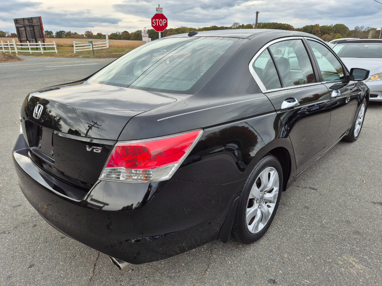 Honda Accord EX-L V-6 Sedan AT 2010 Honda Accord EX-L V-6 Sedan AT 2010