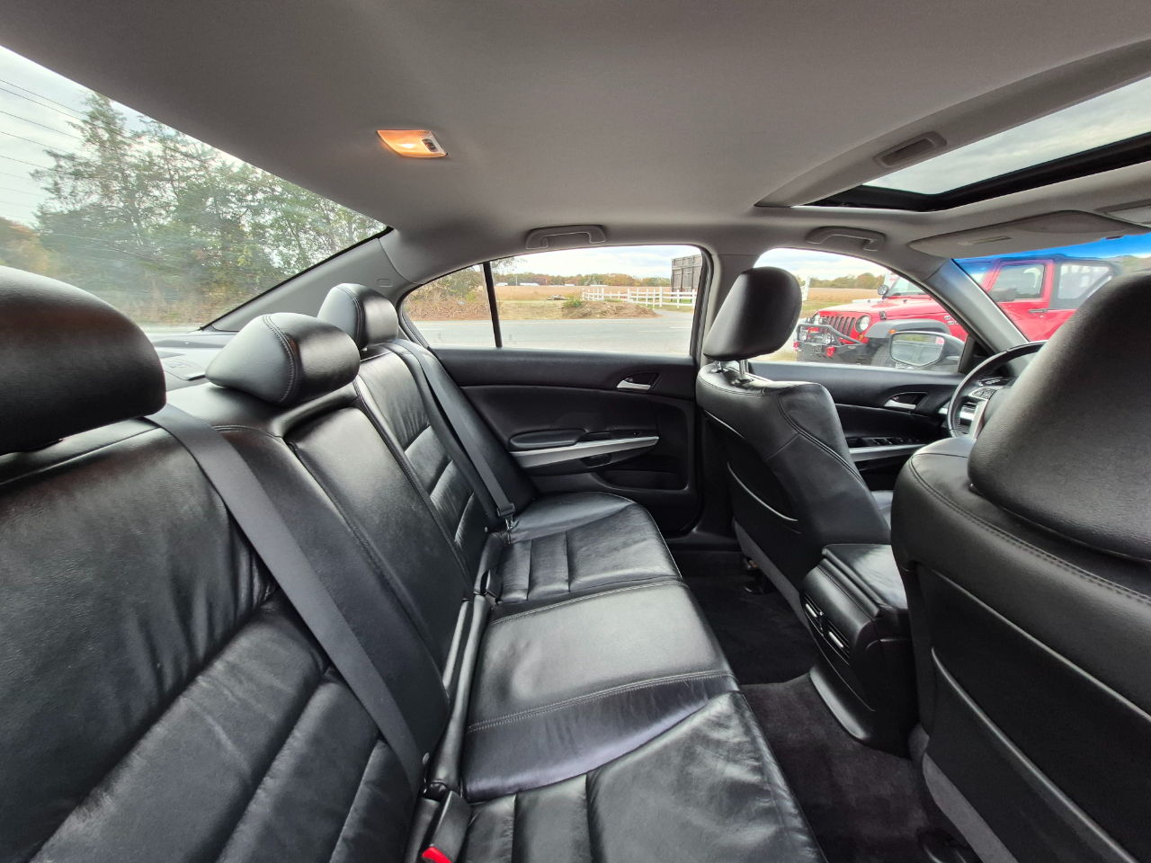 Honda Accord EX-L V-6 Sedan AT 2010 Honda Accord EX-L V-6 Sedan AT 2010
