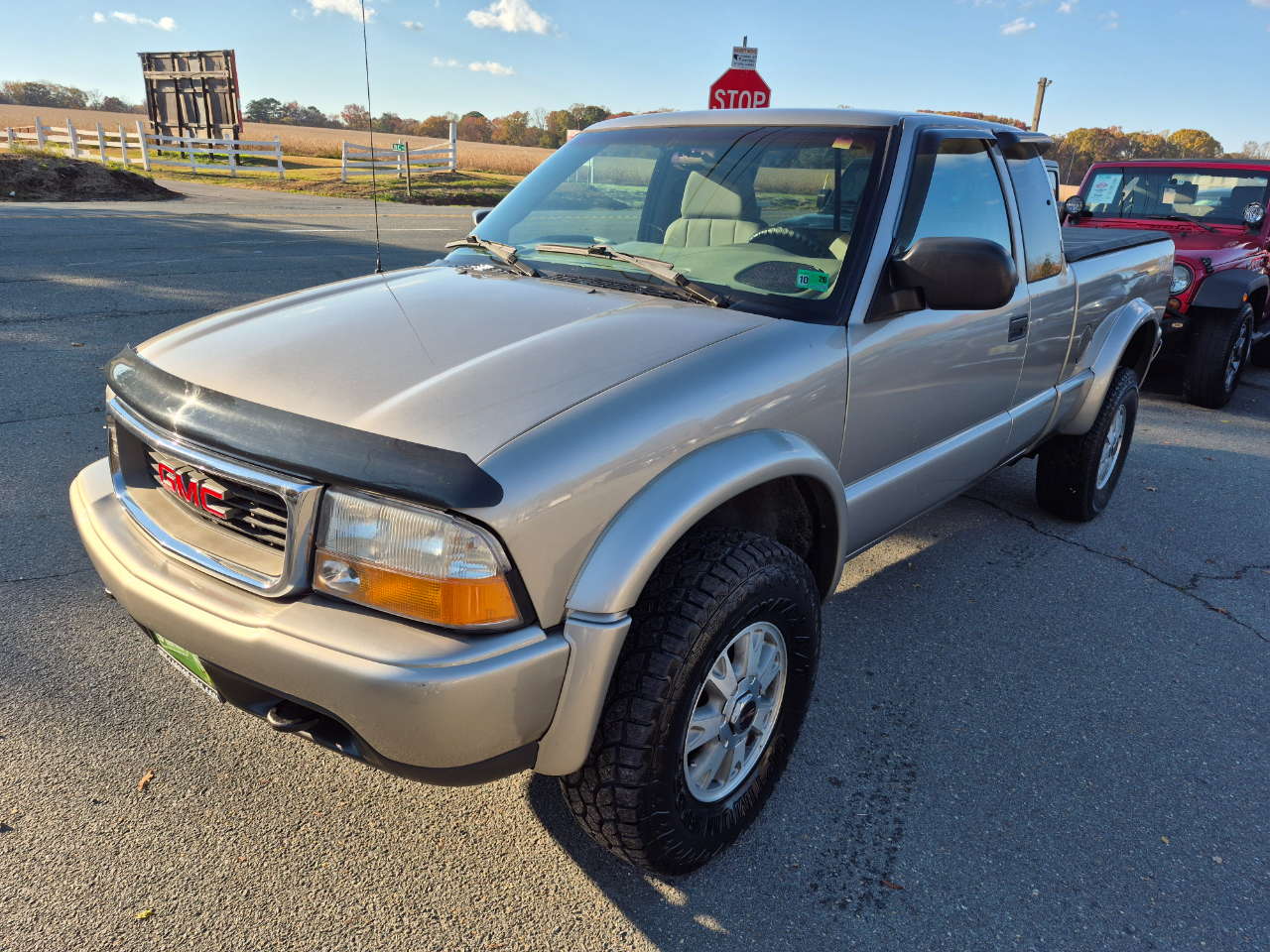 2003 GMC Sonoma SL Ext. Cab 4WD