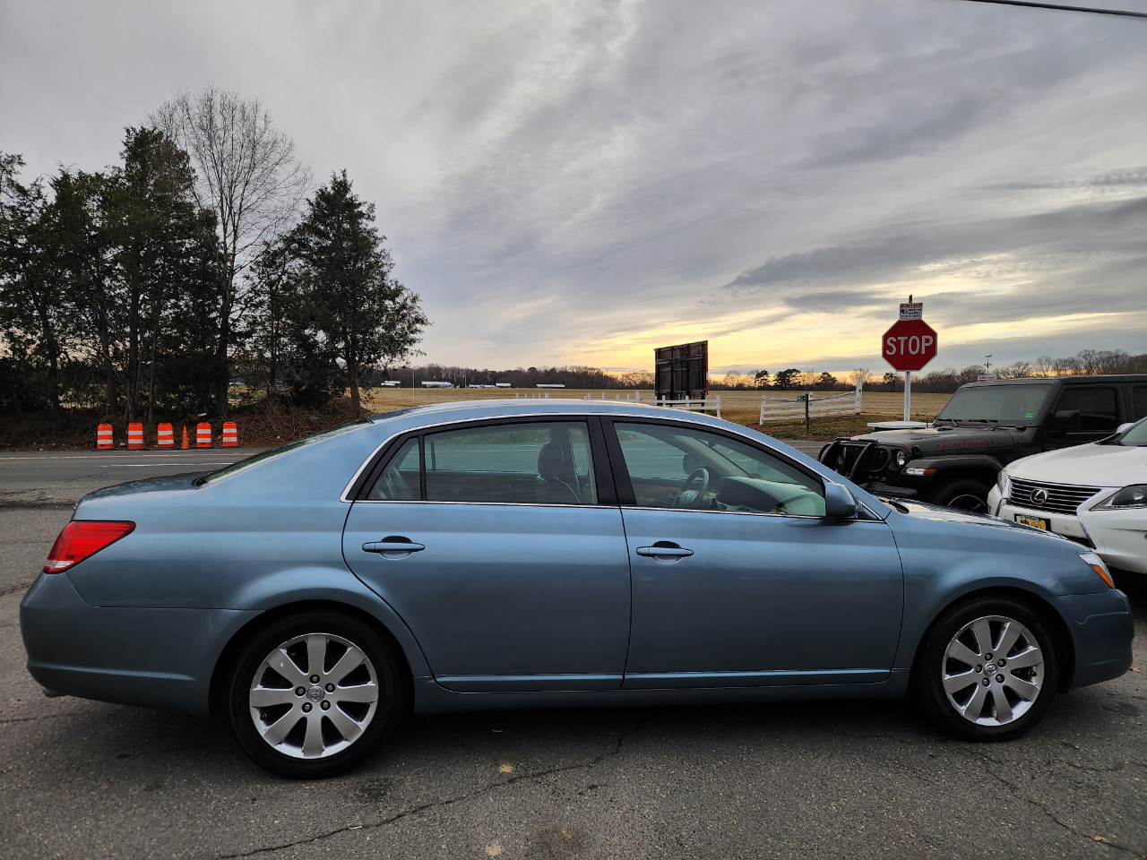 Toyota Avalon XLS 4D Sedan 2007