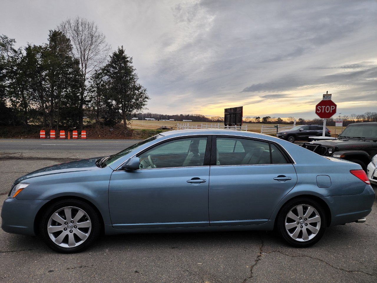 Toyota Avalon XLS 4D Sedan 2007