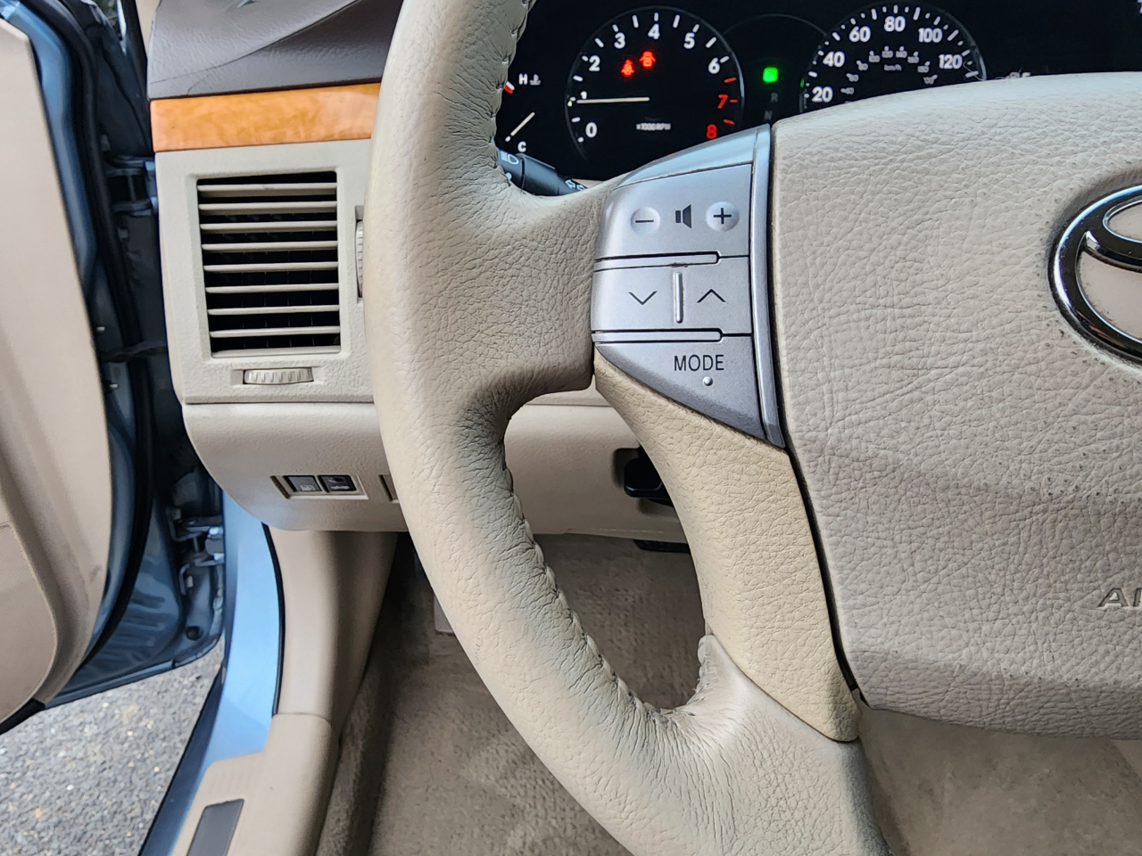 Toyota Avalon XLS 4D Sedan 2007